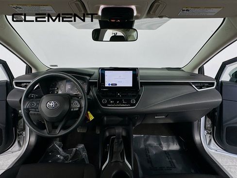 Used 2023 Toyota Corolla LE image 12