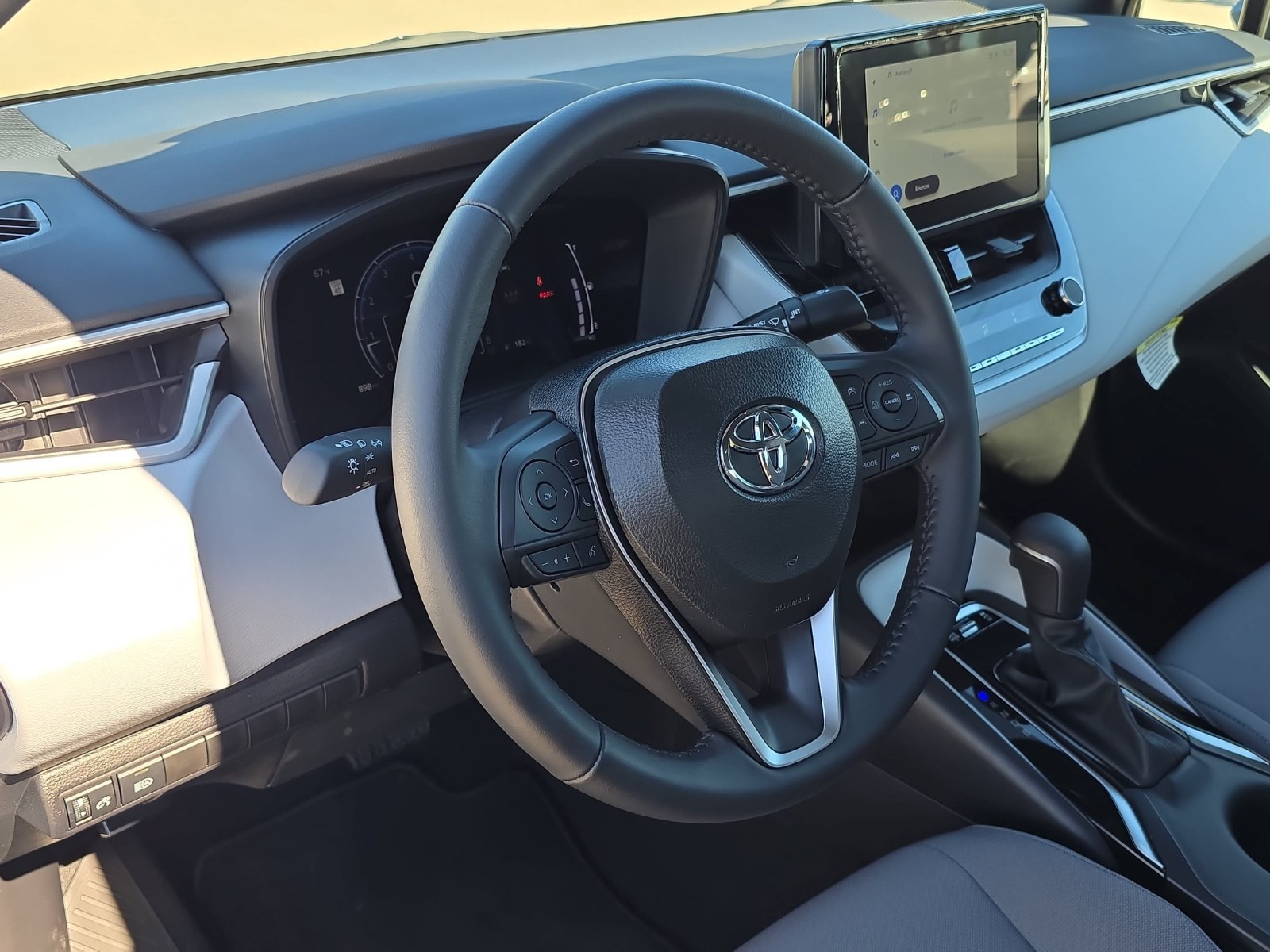 Certified 2026 Toyota Corolla SE FWD image 13