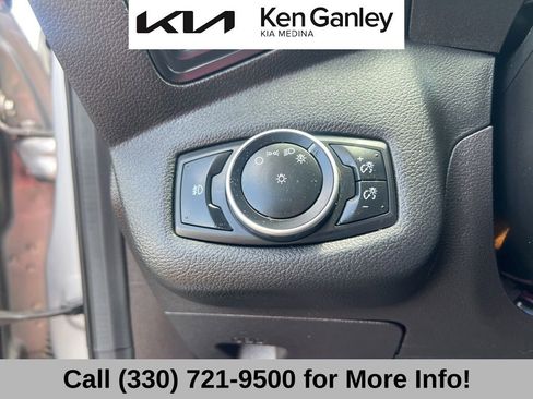 Used 2016 Ford Escape SE FWD image 29