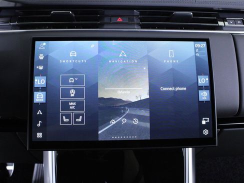 New 2026 Land Rover Range Rover Long Wheelbase SE AWD/4WD image 20