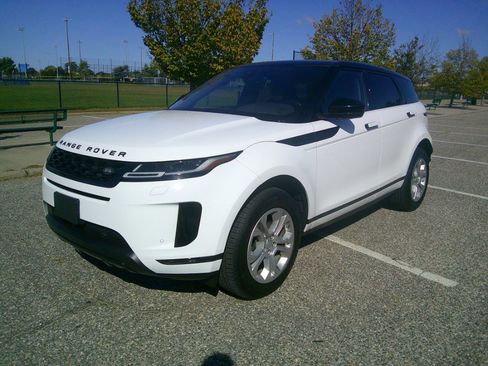 Used 2020 Land Rover Range Rover Evoque S image 7