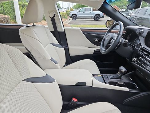 Used 2023 Lexus ES 350 w/ Premium Package FWD image 8