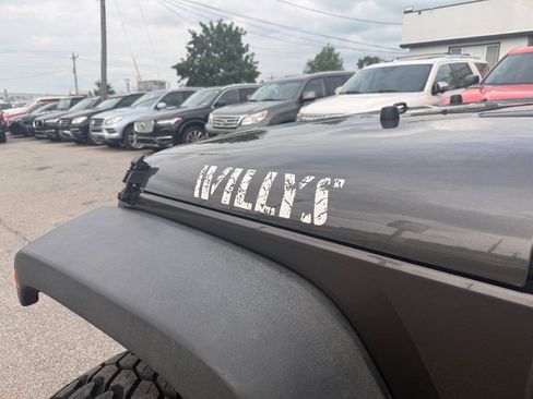 Used 2014 Jeep Wrangler Sport AWD/4WD image 17