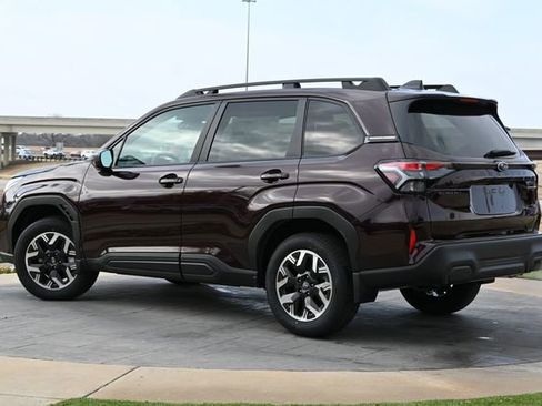 New 2026 Subaru Forester Premium image 5