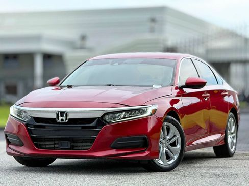 Used 2020 Honda Accord LX image 2