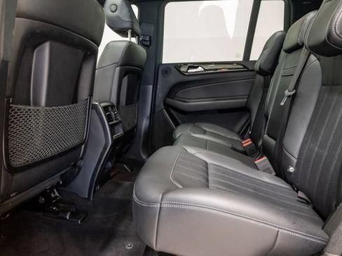 Used 2017 Mercedes-Benz GLS 450 4MATIC image 12