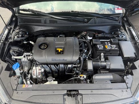 Used 2024 Kia Forte LX FWD image 18