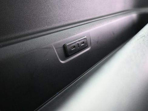 Used 2025 Ford Expedition Max Platinum AWD/4WD image 35