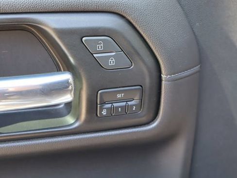 Used 2021 Chevrolet Silverado 1500 LTZ w/ Technology Package AWD/4WD image 20