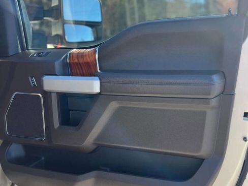 Used 2017 Ford F450 King Ranch w/ King Ranch Ultimate Package image 22