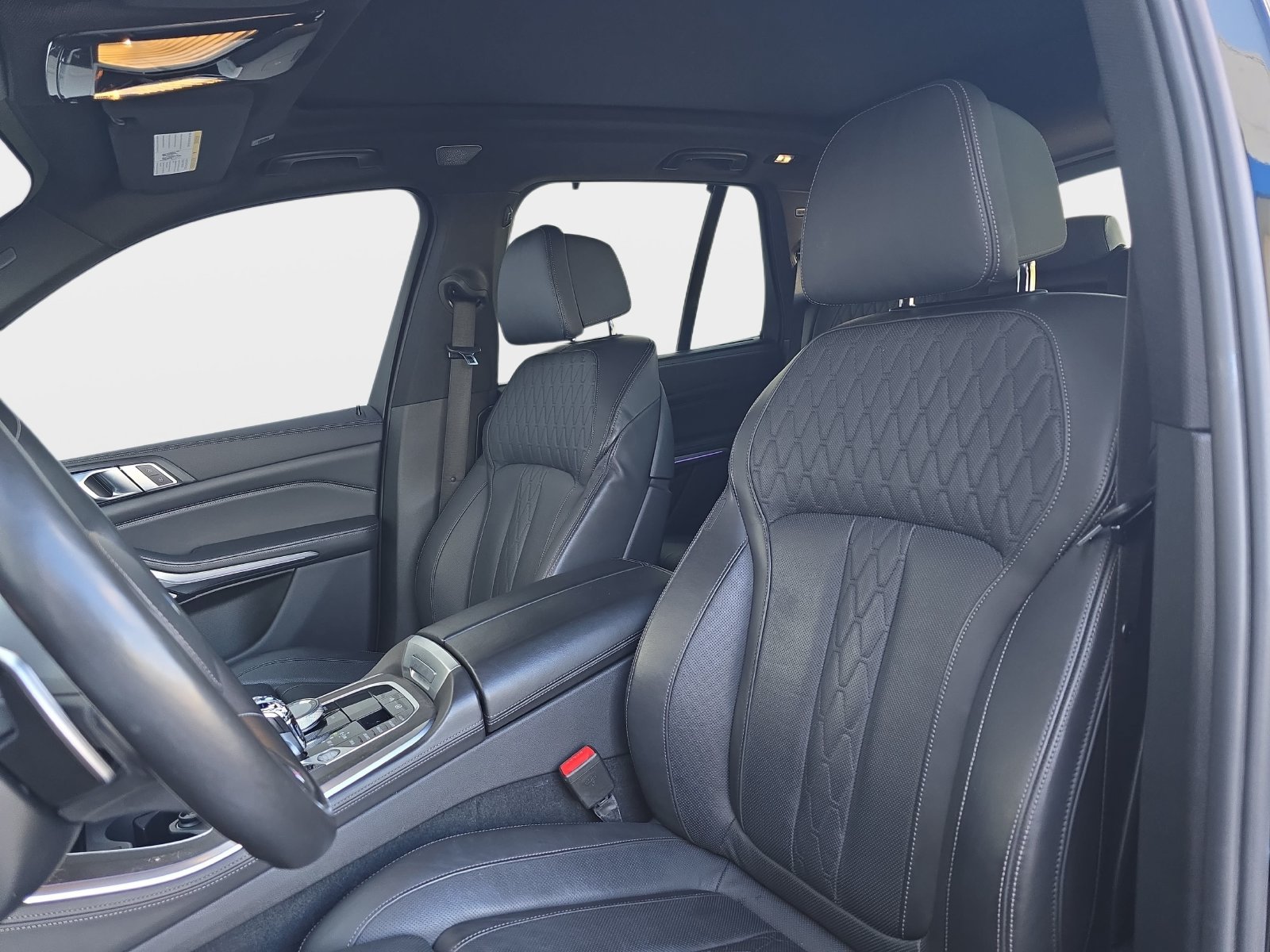 Used 2021 BMW X5 M50i w/ Executive Package AWD/4WD image 18