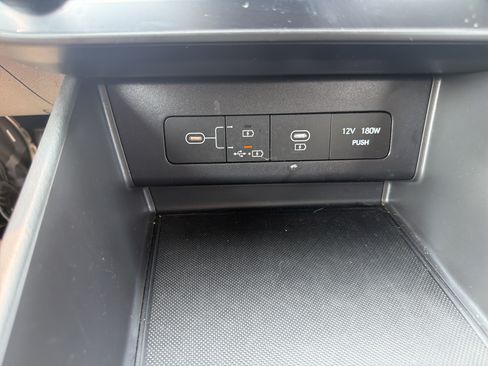Used 2025 Hyundai Sonata SEL FWD image 28