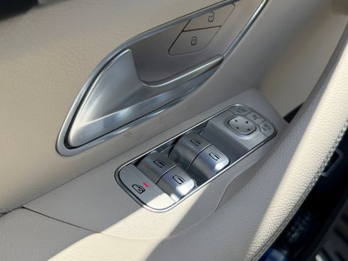 New 2026 Mercedes-Benz GLE 450 4MATIC image 17