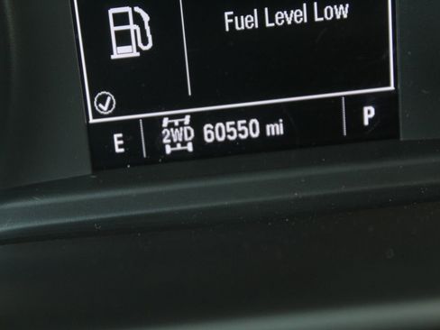 Used 2022 Chevrolet Silverado 1500 Custom Trail Boss AWD/4WD image 19