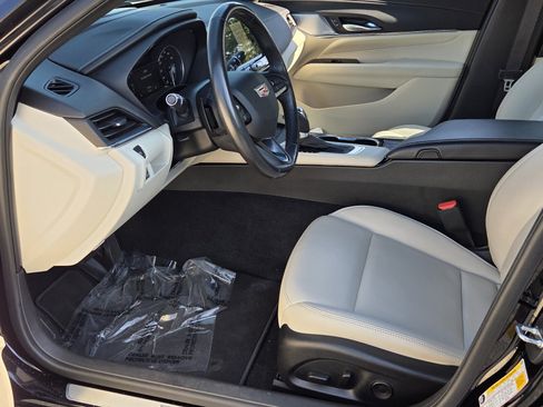 Used 2024 Cadillac CT4 Luxury w/ Sun And Sound Package RWD image 13