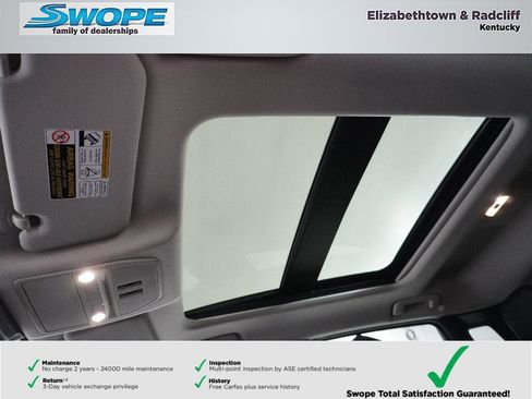 New 2025 Nissan Kicks SR w/ SR Premium Package image 32