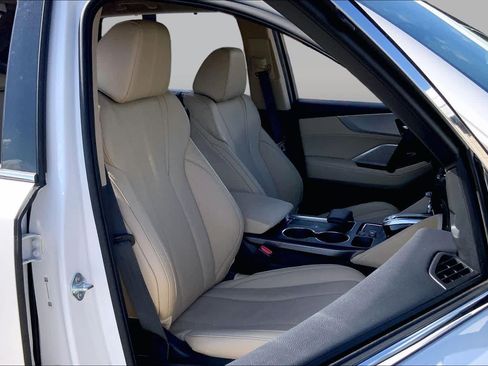 Used 2023 Acura MDX FWD w/ Technology Package image 9