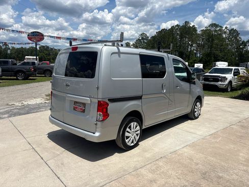 Used 2013 Nissan NV200 SV w/ Technology Pkg FWD image 5