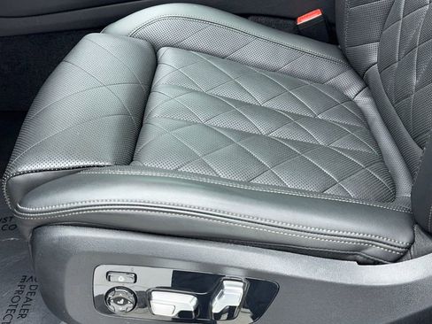 Used 2024 BMW X5 sDrive40i image 40