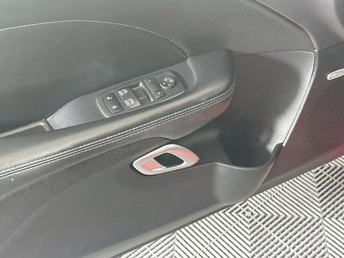 Used 2016 Dodge Challenger SXT Plus RWD image 15
