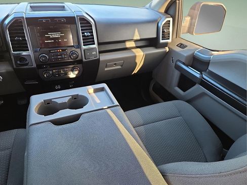 Used 2016 Ford F150 XLT w/ Equipment Group 302A Luxury image 12