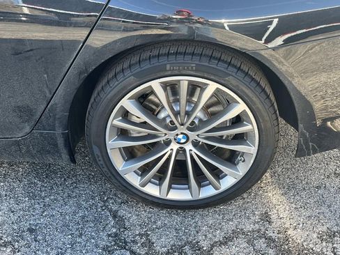 Used 2023 BMW 530i w/ Convenience Package image 11