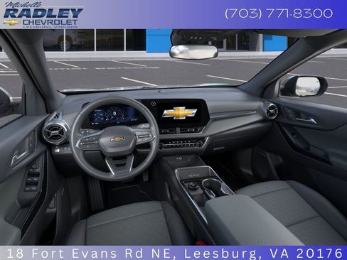 New 2026 Chevrolet Equinox LT w/ Convenience Package II image 17