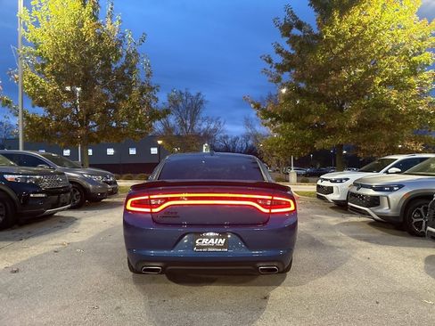 Used 2020 Dodge Charger SXT w/ Plus Group image 4