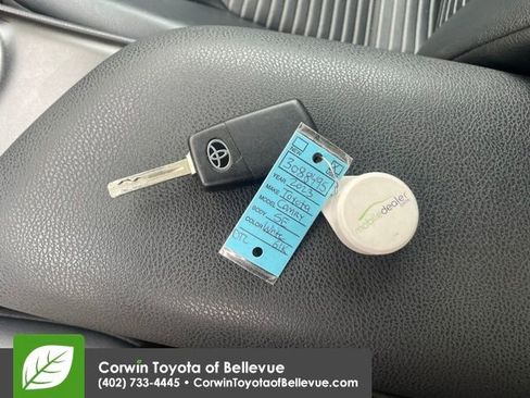 Used 2023 Toyota Camry SE image 29