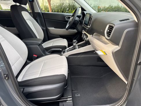 New 2026 Hyundai Venue SEL FWD image 14