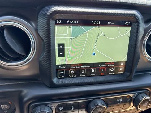 Used 2020 Jeep Wrangler Unlimited Rubicon AWD/4WD image 29