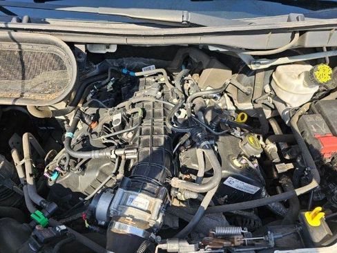 Used 2018 Ford Transit 350 XLT image 26