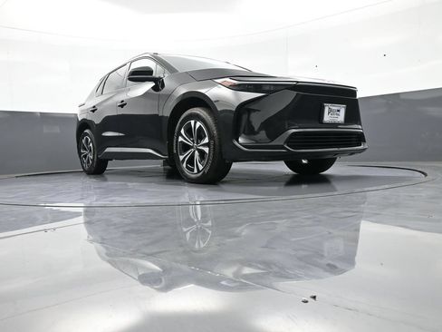 Certified 2024 Toyota bZ4X AWD w/ Weather Package image 28
