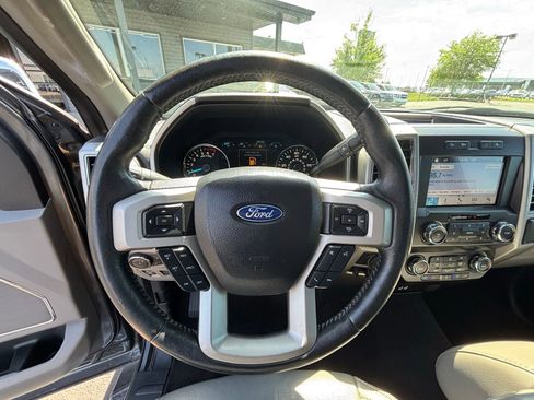 Used 2019 Ford F150 Lariat AWD/4WD image 14