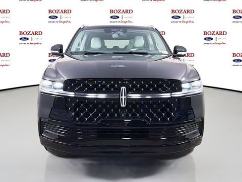 New 2026 Lincoln Navigator L Black Label AWD/4WD image 2