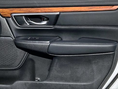 Used 2022 Honda CR-V Touring image 22