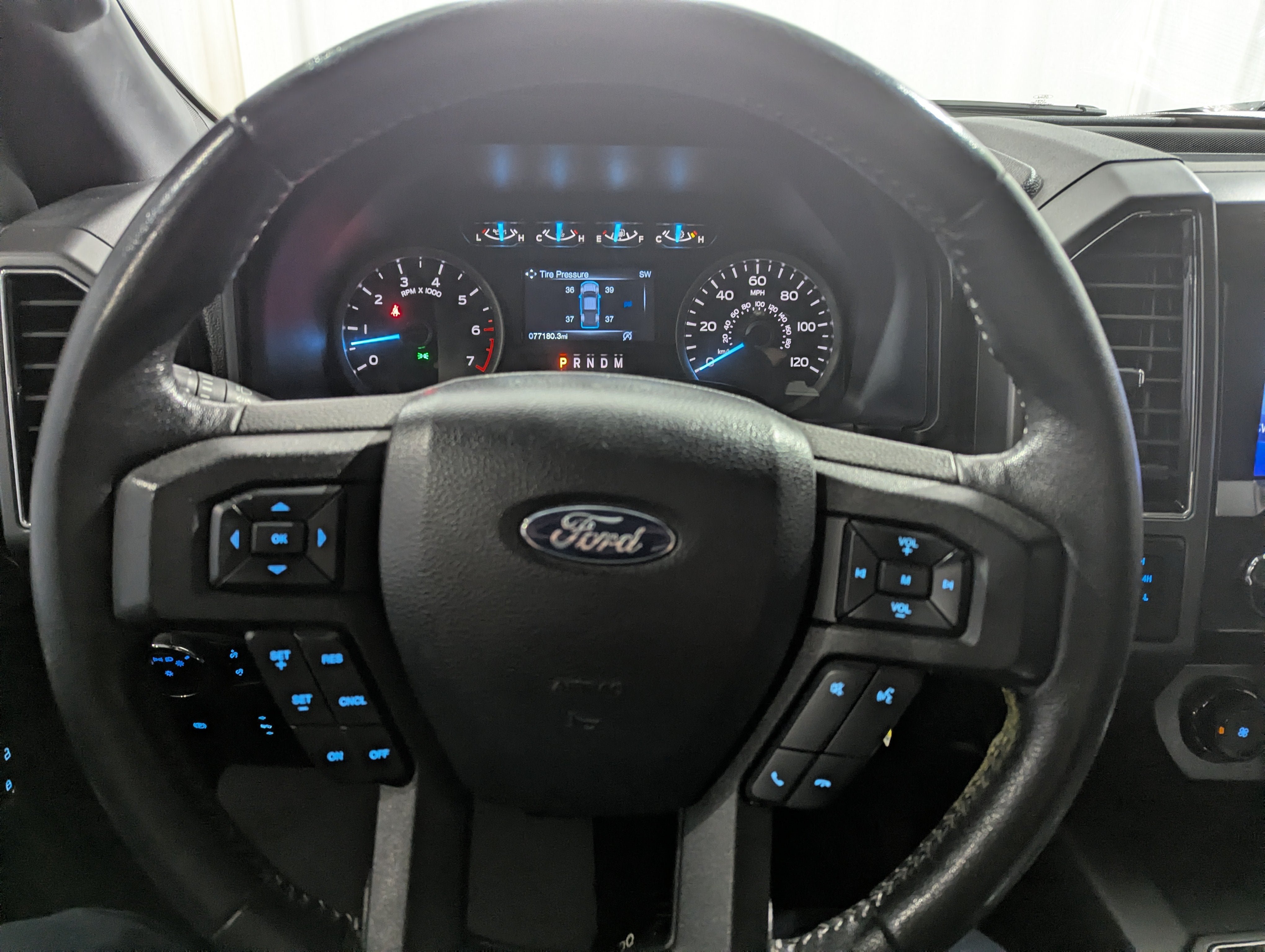 Used 2019 Ford F150 XLT w/ Equipment Group 302A Luxury AWD/4WD image 19