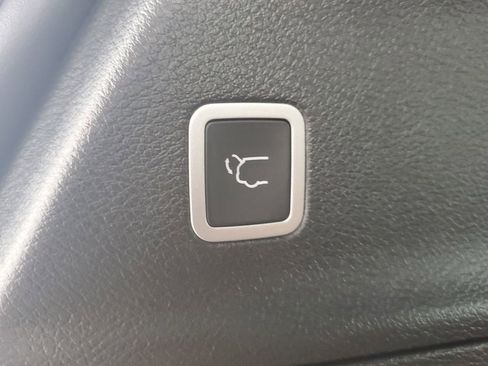 New 2026 Chrysler Pacifica Limited image 34