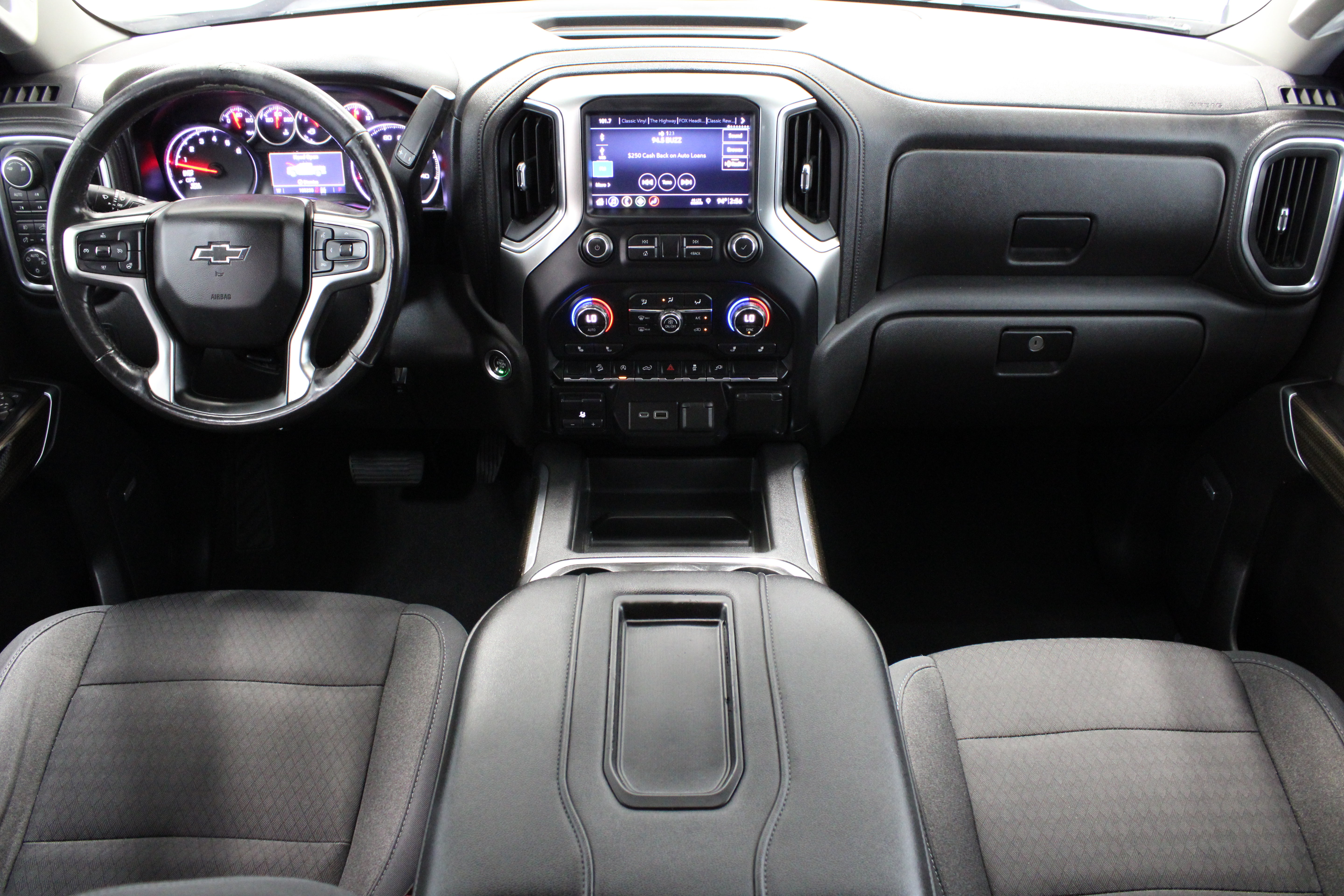 Used 2019 Chevrolet Silverado 1500 RST w/ All-Star Edition AWD/4WD image 31