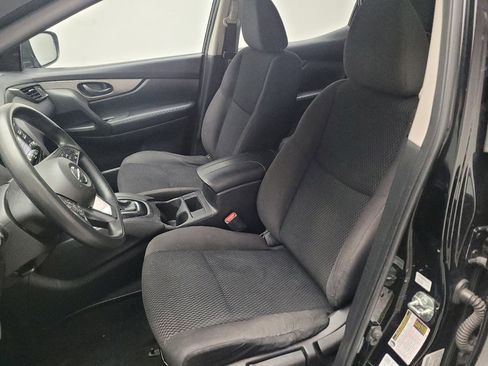 Used 2018 Nissan Rogue Sport S w/ S Appearance Package image 17