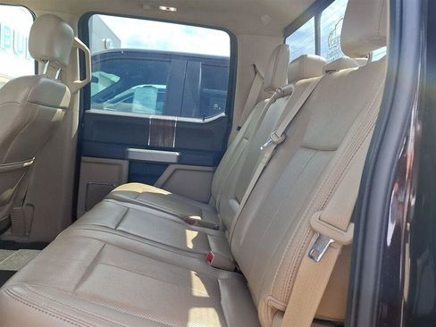 Used 2018 Ford F150 Lariat w/ Equipment Group 502A Luxury AWD/4WD image 12