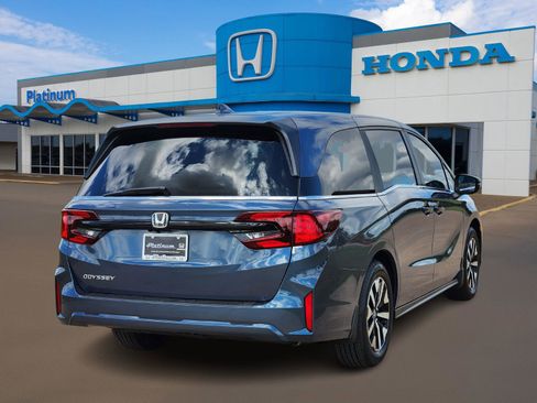 New 2026 Honda Odyssey EX-L image 4