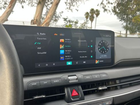 Used 2025 Kia K4 LXS image 21