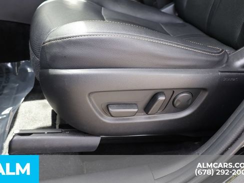 Used 2025 MAZDA CX-90 3.3 Turbo w/ Preferred Package AWD/4WD image 12