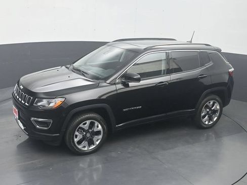 Used 2021 Jeep Compass Limited w/ Sun and Sound Group AWD/4WD image 22