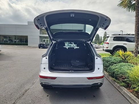 Used 2023 Audi Q5 e Premium Plus AWD/4WD image 16
