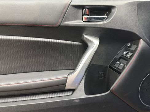 Used 2020 Subaru BRZ Limited w/ Performance Package image 21