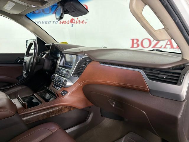 Used 2018 Chevrolet Suburban Premier AWD/4WD image 26