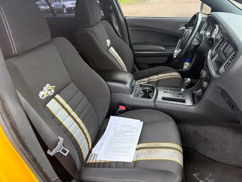 Used 2012 Dodge Charger SRT8 Super Bee w/ Premium Audio Group II RWD image 7