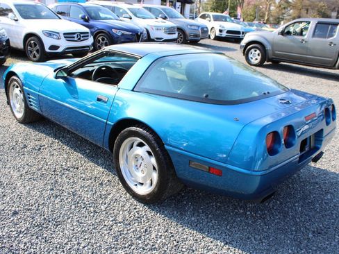 Used 1993 Chevrolet Corvette Coupe RWD image 9